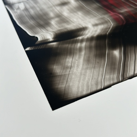 Untitled abstract painting 11x14 inches on yupo paper - Picture 4 of 7